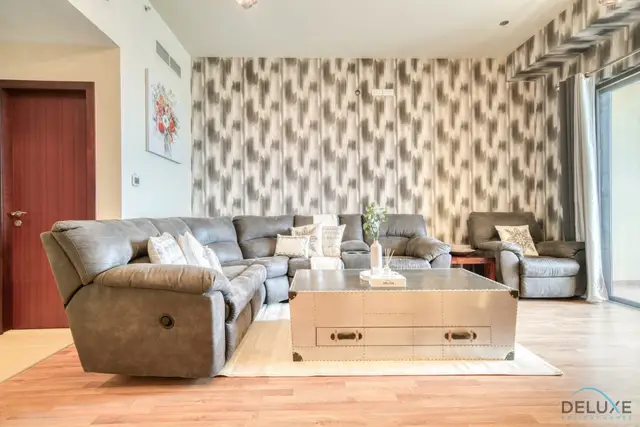 Pristine 2-Bedroom at Bahar — Jumeirah Beach Residence