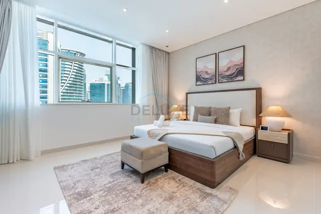 Walking Distance to Bay Avenue Mall, 5 Minutes Drive — Business Bay